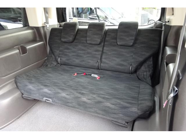 ステップワゴン Ｇ　コンフォートセレクション　９型ＳＤナビ　地デジ　Ｂカメラ　クルーズコントロール　スマートキー　アイドリングストップ　ＨＩＤライト　ＥＴＣ　８人乗り　両側自動ドア　全国対応２年保証（9枚目）