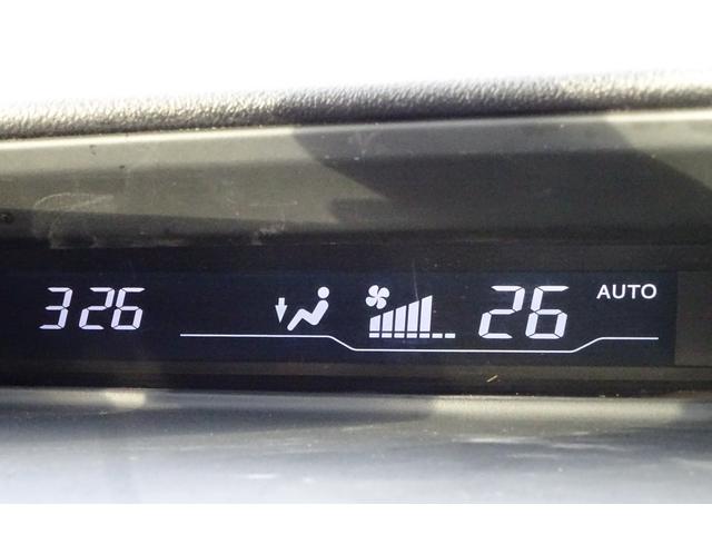 ステップワゴンスパーダ Ｚ　ＳＤナビ　地デジ　Ｂカメラ　ＨＤＭＩ　ハンズフリーテレフィン　アイドリングストップ　ドラレコ　スマートキー　ＨＩＤライト　８人乗り　１６ＡＷ　両側自動ドア　全国対応２年保証（18枚目）