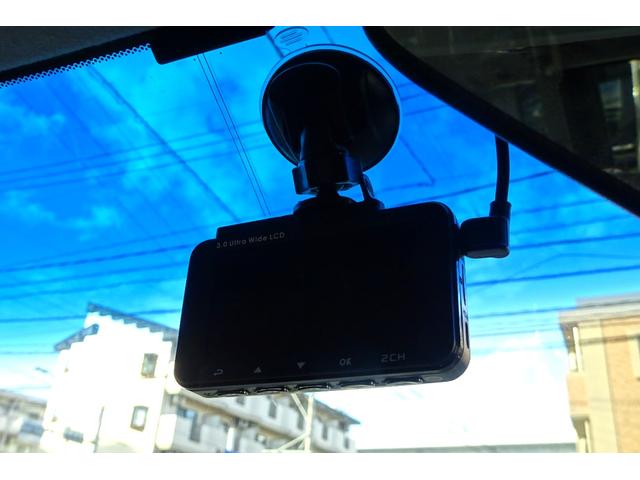 ステップワゴンスパーダ Ｚ　ＳＤナビ　地デジ　Ｂカメラ　ＨＤＭＩ　ハンズフリーテレフィン　アイドリングストップ　ドラレコ　スマートキー　ＨＩＤライト　８人乗り　１６ＡＷ　両側自動ドア　全国対応２年保証（20枚目）