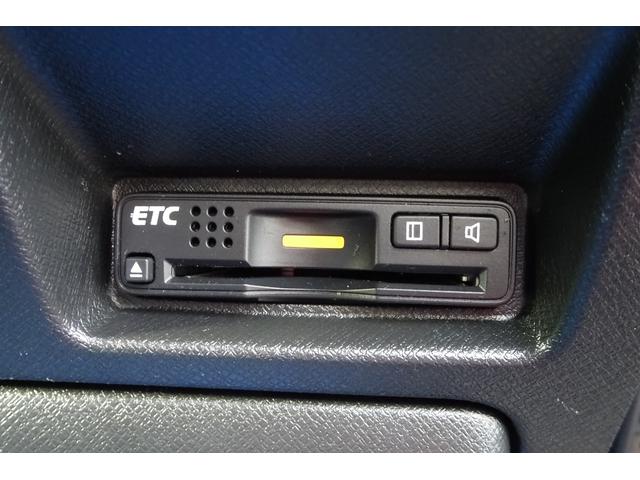 ステップワゴンスパーダ Ｚ　ＳＤナビ　地デジ　Ｂカメラ　ＨＤＭＩ　ハンズフリーテレフィン　アイドリングストップ　ドラレコ　スマートキー　ＨＩＤライト　８人乗り　１６ＡＷ　両側自動ドア　全国対応２年保証（28枚目）