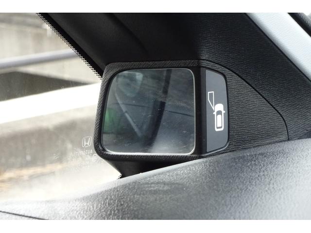 ���F���ɗD�ꂽ�~���[�𑕔��I