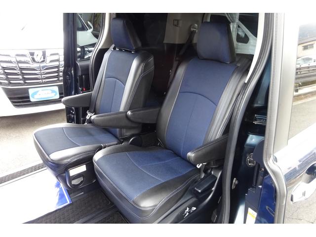 �O�㍶�E�Ɉړ�����֗��ȃV�[�g�ł��I