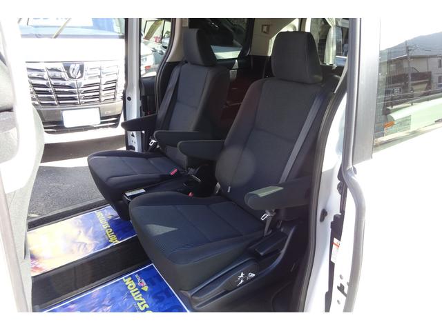 ノア ハイブリッドＸ　ディライトプラス　モデリスタエアロ　アルパイン９型ディスプレイオーディオ　Ｂカメラ　１１型後席モニター　アップルカープレイ　ＨＤＭＩ　Ｂｌｕｅｔｏｏｔｈ　ＵＳＢポート　ＬＥＤライト　両側自動ドア　全国対応２年保証（8枚目）