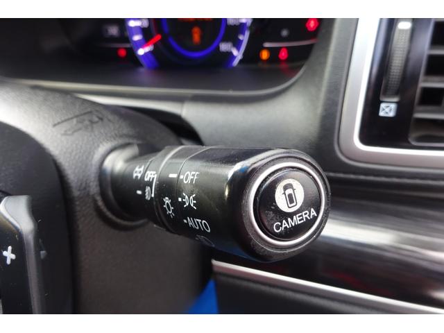 �}���`�r���[�J�����̑��삪�o���܂��I�I