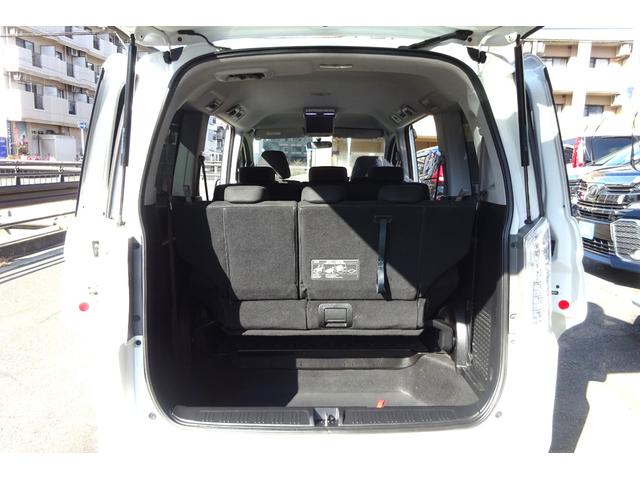 ステップワゴンスパーダ パワーエディション　９型ＳＤナビ　地デジ　Ｂカメラ　後席モニター　アイドリングストップ　スマートキー　ＨＩＤライト＆フォグ　８人乗り　１６アルミ　両側自動ドア　全国対応２年保証（10枚目）