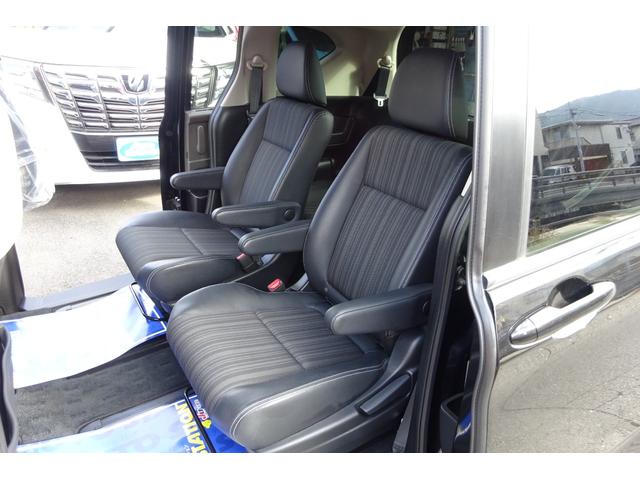 フリードハイブリッド ハイブリッド・ＥＸ　ホンダセンシング　ＳＤナビ　地デジ　Ｂカメラ　ＢＴ　衝突被害軽減　車線逸脱防止　アダクティブクルコン　シートヒーター　ハーフレザーシート　６人乗ウォークスルー　１５ＡＷ　両側自動ドア　全国対応２年保証（8枚目）