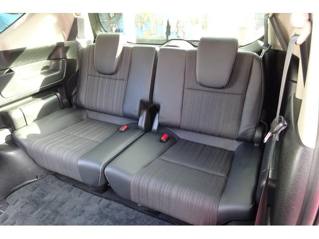 フリードハイブリッド ハイブリッド・ＥＸ　ホンダセンシング　ＳＤナビ　地デジ　Ｂカメラ　ＢＴ　衝突被害軽減　車線逸脱防止　アダクティブクルコン　シートヒーター　ハーフレザーシート　６人乗ウォークスルー　１５ＡＷ　両側自動ドア　全国対応２年保証（9枚目）