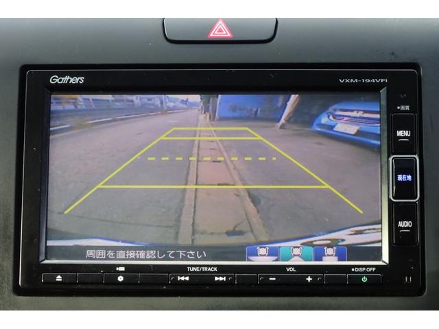 フリードハイブリッド ハイブリッド・ＥＸ　ホンダセンシング　ＳＤナビ　地デジ　Ｂカメラ　ＢＴ　衝突被害軽減　車線逸脱防止　アダクティブクルコン　シートヒーター　ハーフレザーシート　６人乗ウォークスルー　１５ＡＷ　両側自動ドア　全国対応２年保証（13枚目）