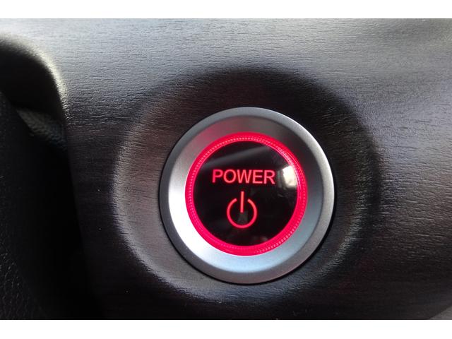 フリードハイブリッド ハイブリッド・ＥＸ　ホンダセンシング　ＳＤナビ　地デジ　Ｂカメラ　ＢＴ　衝突被害軽減　車線逸脱防止　アダクティブクルコン　シートヒーター　ハーフレザーシート　６人乗ウォークスルー　１５ＡＷ　両側自動ドア　全国対応２年保証（21枚目）