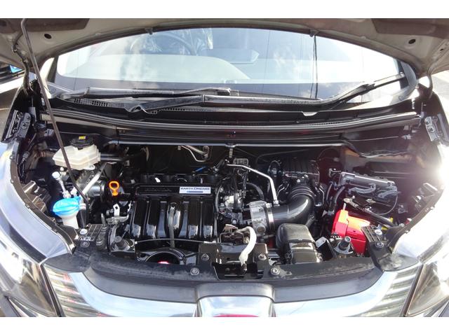 フリードハイブリッド ハイブリッド・ＥＸ　ホンダセンシング　ＳＤナビ　地デジ　Ｂカメラ　ＢＴ　衝突被害軽減　車線逸脱防止　アダクティブクルコン　シートヒーター　ハーフレザーシート　６人乗ウォークスルー　１５ＡＷ　両側自動ドア　全国対応２年保証（35枚目）
