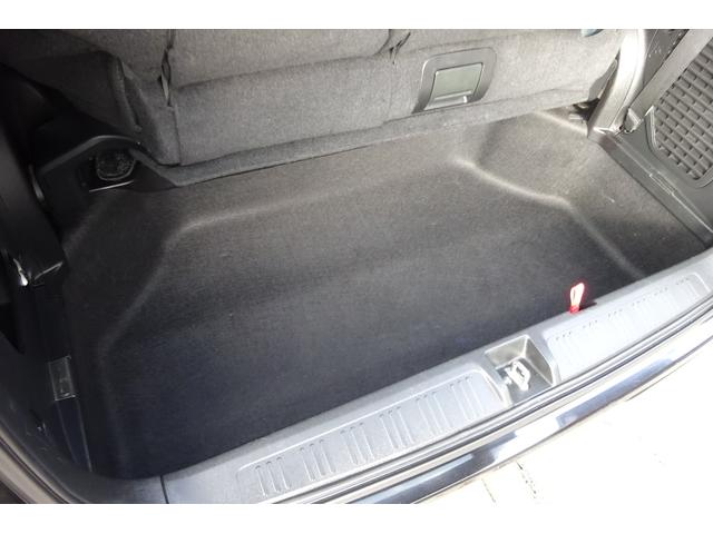 ステップワゴンスパーダ Ｚ　インターナビセレクション　ＨＤＤインターナビ　地デジ　Ｂカメラ　後席モニター　ＵＳＢポート　７人乗りウォークスルー　スマートキー　ＨＩＤライト　１６アルミ　両側自動ドア　全国対応２年保証（13枚目）