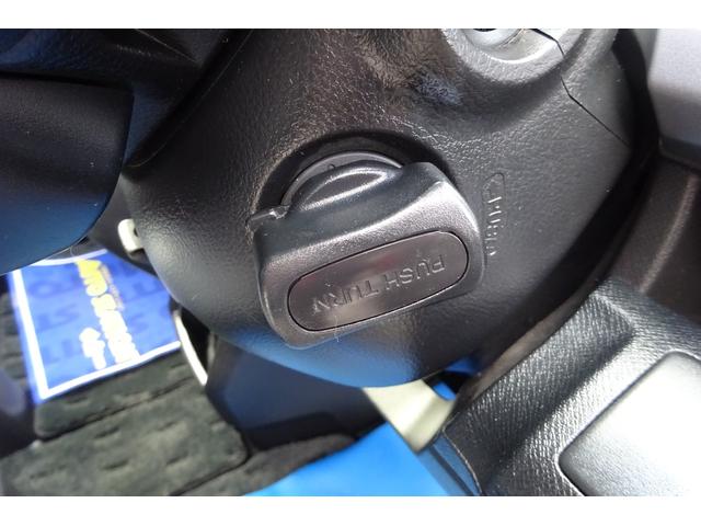 ステップワゴンスパーダ Ｚ　インターナビセレクション　ＨＤＤインターナビ　地デジ　Ｂカメラ　後席モニター　ＵＳＢポート　７人乗りウォークスルー　スマートキー　ＨＩＤライト　１６アルミ　両側自動ドア　全国対応２年保証（24枚目）