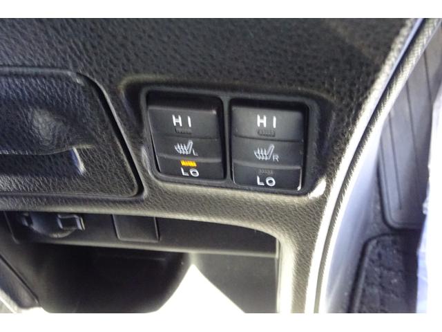 ノア ハイブリッドＧ　９型ＳＤナビ　地デジ　Ｂカメラ　１１型後席モニター　ＢＴ　衝突被害軽減　車線逸脱防止　クルーズコントロール　シートヒーター　７人乗りウォークスルー　前後ドラレコ　ＡＷ　両側自動ドア　全国対応２年保証（25枚目）