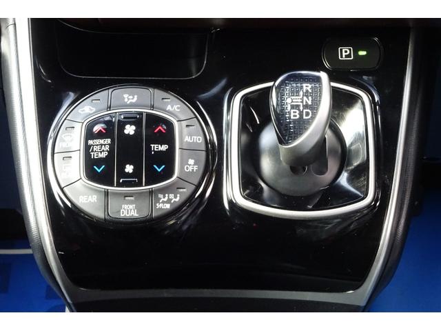 エスクァイア ハイブリッドＧｉ　９型ＳＤナビ　地デジ　Ｂカメラ　１２．１型後席モニター　ＢＴ　衝突被害軽減　車線逸脱防止　クルーズコントロール　革シートヒーター　ＵＳＢポート　ドラレコ　７人乗り　両側自動ドア　全国対応２年保証（18枚目）