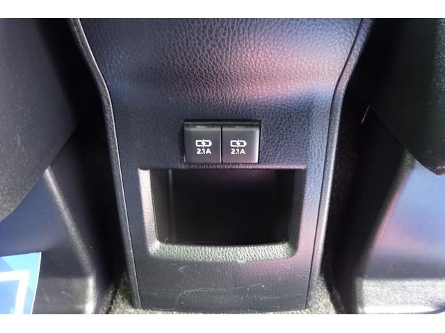 エスクァイア ハイブリッドＧｉ　９型ＳＤナビ　地デジ　Ｂカメラ　１２．１型後席モニター　ＢＴ　衝突被害軽減　車線逸脱防止　クルーズコントロール　革シートヒーター　ＵＳＢポート　ドラレコ　７人乗り　両側自動ドア　全国対応２年保証（25枚目）