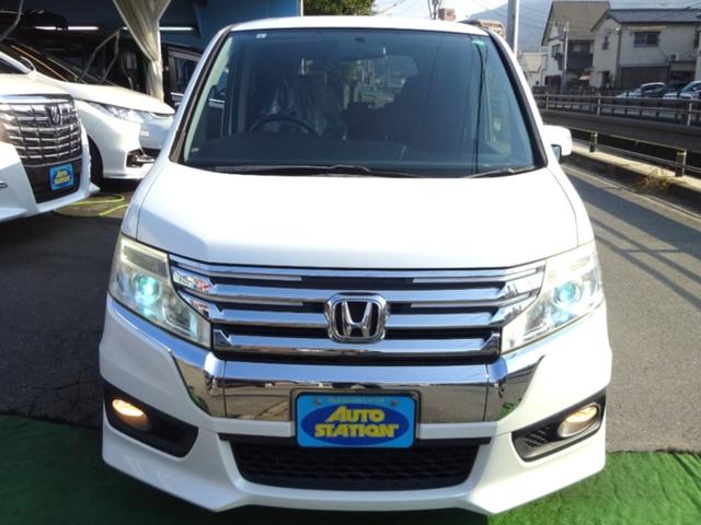 ステップワゴンスパーダ パワーエディション　ＳＤナビ　地デジ　Ｂカメラ　後席モニター　Ｂｌｕｅｔｏｏｔｈ　アイドリングストップ　７人乗りウォークスルー　ＨＩＤライト　１６アルミ　両側自動ドア　全国対応２年保証（2枚目）