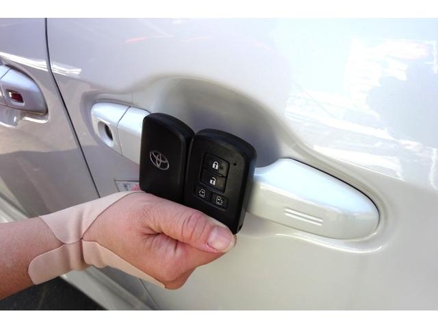 ヴォクシー ハイブリッドＶ　９型ＳＤナビ　地デジ　Ｂカメラ　１１型後席モニター　Ｂｌｕｅｔｏｏｔｈ　クルーズコントロール　シートヒーター　７人乗りウォークスルー　ＬＥＤライト　置くだけ充電　ＡＷ　両側自動ドア　全国対応２年保証（25枚目）