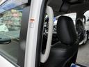 乗り降りに便利な大型のアシストグリップを採用!!