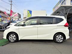 フリード ハイブリッド 白 ホワイト系の中古車を探すなら グーネット ホンダの中古車情報