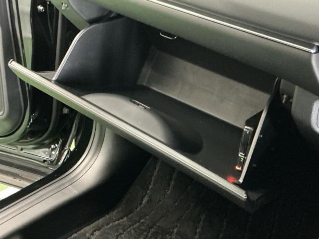 ヴェゼル ｅ：ＨＥＶＺ　ドラレコ　ナビ　Ｒカメラ　ブルートゥース　衝突回避支援ブレーキ機能　パノラミックビューモニター　スマキ　Ｐトランク　フルオートエアコン　Ｄレコ　エアバッグ　両席エアバック　記録簿付　パワーウィンドウ（73枚目）