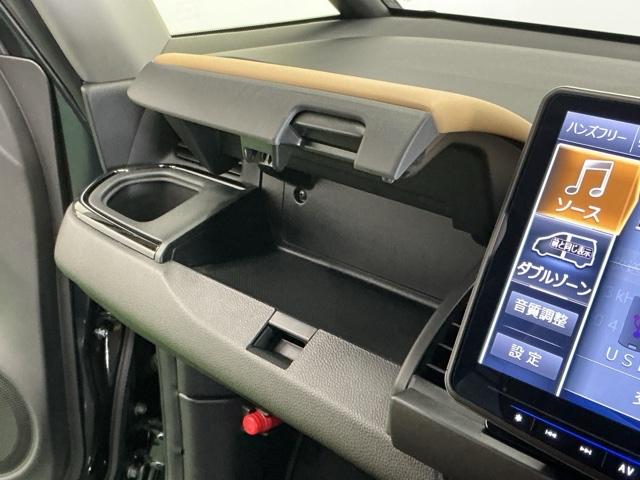 フィット ｅ：ＨＥＶリュクス　ナビ　Ｒカメラ　ブルートゥース　フルセグ　誤発進抑制機能　本革シート　リアカメラ　ＥＴＣ付　ＬＥＤ　シートヒーター　クルーズコントロール　セキュリティアラーム　ＤＶＤ　ＶＳＡ　サイドエアバッグ　ＡＢＳ（60枚目）