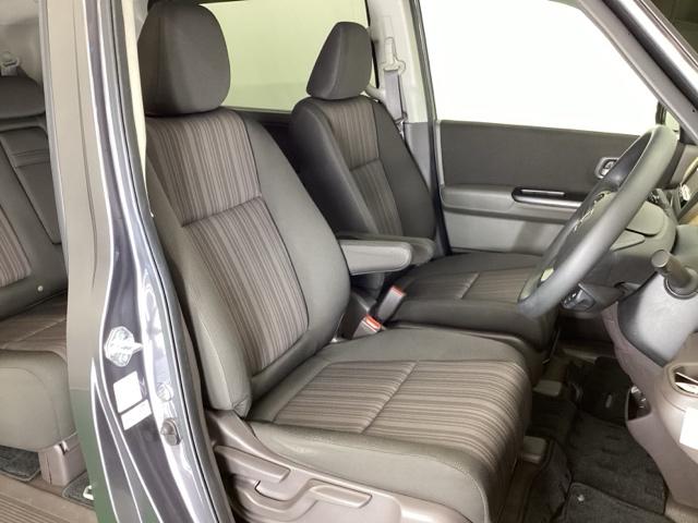 フリードハイブリッド ハイブリッド・Ｇホンダセンシング　ナビ　Ｒカメラ　ブルートゥース　フルセグ　キーフリーシステム　記録簿　ＥＣＯＮ　後カメラ　Ａクルーズ　ＬＥＤヘッドランプ　横滑防止　パワーウインドウ　ＥＴＣ付　両席エアバック　エアバッグ　パワステ（18枚目）