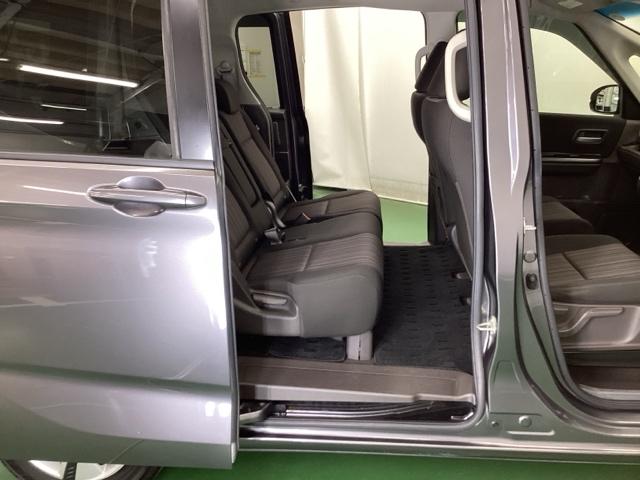 フリードハイブリッド ハイブリッド・Ｇホンダセンシング　ナビ　Ｒカメラ　ブルートゥース　フルセグ　キーフリーシステム　記録簿　ＥＣＯＮ　後カメラ　Ａクルーズ　ＬＥＤヘッドランプ　横滑防止　パワーウインドウ　ＥＴＣ付　両席エアバック　エアバッグ　パワステ（48枚目）