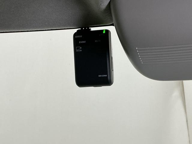 N-BOX ファッションスタイル ドラレコ ナビ Rカメラ ブルートゥース ソナー 盗難防止装置 スマートキ USBポート LEDランプ ETC バックモニター サイドカーテンエアバック ドライブレコーダー クルコン VSA ABS(13枚目)