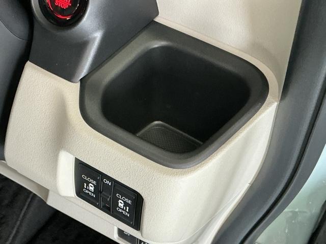 N-BOX ファッションスタイル ドラレコ ナビ Rカメラ ブルートゥース ソナー 盗難防止装置 スマートキ USBポート LEDランプ ETC バックモニター サイドカーテンエアバック ドライブレコーダー クルコン VSA ABS(20枚目)