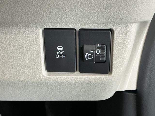 N-BOX ファッションスタイル ドラレコ ナビ Rカメラ ブルートゥース ソナー 盗難防止装置 スマートキ USBポート LEDランプ ETC バックモニター サイドカーテンエアバック ドライブレコーダー クルコン VSA ABS(61枚目)