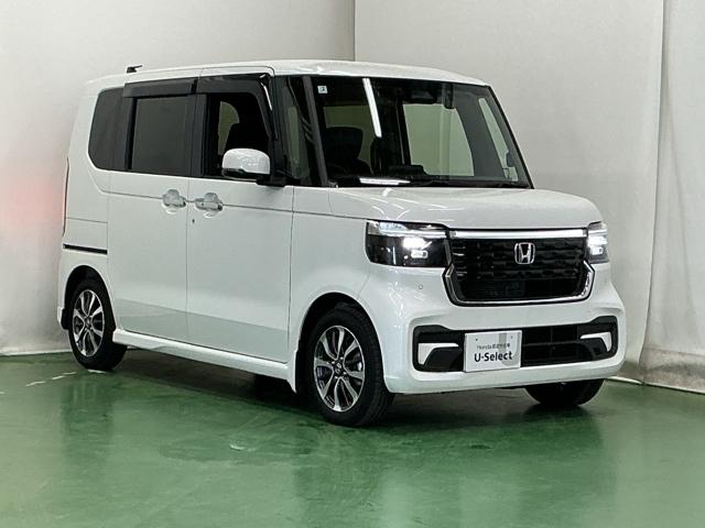 N-BOXカスタム ベースグレード ドラレコ ナビ Rカメラ ブルートゥース W電動ドア USB接続 CMBS Dレコ ベンチシート オートエアコン スマートキ LED 盗難防止装置 クルコン ETC バックカメラ フルセグTV ESC(7枚目)