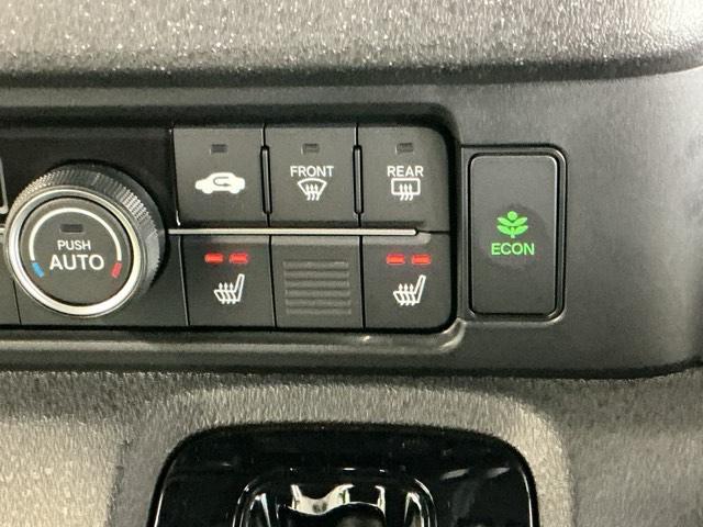 N-BOXカスタム ベースグレード ドラレコ ナビ Rカメラ ブルートゥース W電動ドア USB接続 CMBS Dレコ ベンチシート オートエアコン スマートキ LED 盗難防止装置 クルコン ETC バックカメラ フルセグTV ESC(16枚目)