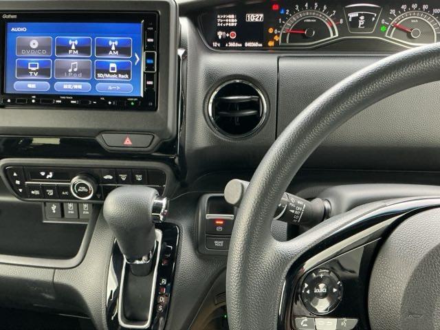 Ｎ－ＢＯＸカスタム Ｌ　ナビ　Ｒカメラ　ブルートゥース　フルセグ　Ｐソナー　サイドエアバッグ　Ａストップ　シートヒータ　ベンチシート　点検記録簿　キーフリーシステム　ＬＥＤライト　リアカメ　クルーズコントロール　ＡＣ　ＥＴＣ（3枚目）