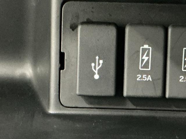 Ｎ－ＢＯＸカスタム Ｌ　ナビ　Ｒカメラ　ブルートゥース　フルセグ　Ｐソナー　サイドエアバッグ　Ａストップ　シートヒータ　ベンチシート　点検記録簿　キーフリーシステム　ＬＥＤライト　リアカメ　クルーズコントロール　ＡＣ　ＥＴＣ（19枚目）