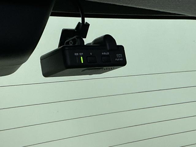 Ｎ－ＯＮＥ オリジナル　ディスプレイオーディオ　Ｒカメラ　ＴＶ　追突被害軽減ブレーキ　記録簿　オートクルーズコントロール　サイドエアバック　クリアランスソナー　ＬＥＤライト　ＵＳＢ　ＷＡＢ　Ｂカメラ　セキュリティ　エアバッグ（14枚目）