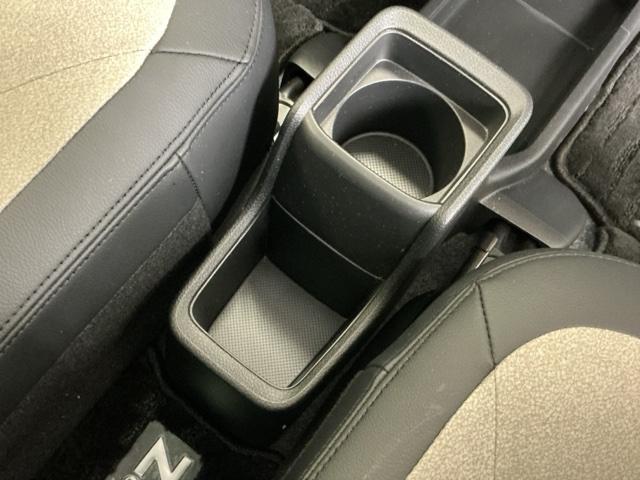 Ｎ－ＯＮＥ オリジナル　ディスプレイオーディオ　Ｒカメラ　ＴＶ　追突被害軽減ブレーキ　記録簿　オートクルーズコントロール　サイドエアバック　クリアランスソナー　ＬＥＤライト　ＵＳＢ　ＷＡＢ　Ｂカメラ　セキュリティ　エアバッグ（57枚目）