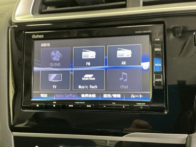 フィットハイブリッド Ｌホンダセンシング　ドラレコ　ナビ　Ｒカメラ　ブルートゥース　軽減ブレーキ　ＬＥＤ　サイドＳＲＳ　横滑り防止　ドライブレコーダー　フルセグテレビ　記録簿　パワーステアリング　盗難防止装置　オートクルーズ　ＥＴＣ車載器（11枚目）