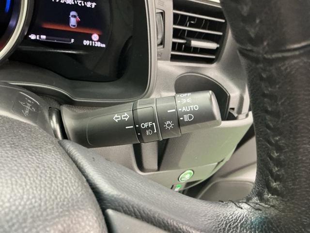 フィットハイブリッド Ｌホンダセンシング　ドラレコ　ナビ　Ｒカメラ　ブルートゥース　軽減ブレーキ　ＬＥＤ　サイドＳＲＳ　横滑り防止　ドライブレコーダー　フルセグテレビ　記録簿　パワーステアリング　盗難防止装置　オートクルーズ　ＥＴＣ車載器（22枚目）