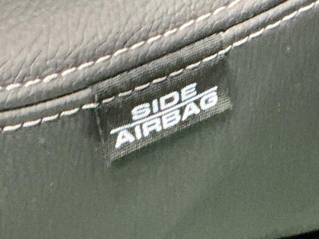 フィットハイブリッド Ｌホンダセンシング　ドラレコ　ナビ　Ｒカメラ　ブルートゥース　軽減ブレーキ　ＬＥＤ　サイドＳＲＳ　横滑り防止　ドライブレコーダー　フルセグテレビ　記録簿　パワーステアリング　盗難防止装置　オートクルーズ　ＥＴＣ車載器（52枚目）