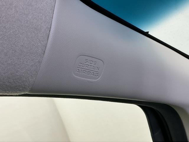 フィットハイブリッド Ｌホンダセンシング　ドラレコ　ナビ　Ｒカメラ　ブルートゥース　軽減ブレーキ　ＬＥＤ　サイドＳＲＳ　横滑り防止　ドライブレコーダー　フルセグテレビ　記録簿　パワーステアリング　盗難防止装置　オートクルーズ　ＥＴＣ車載器（54枚目）