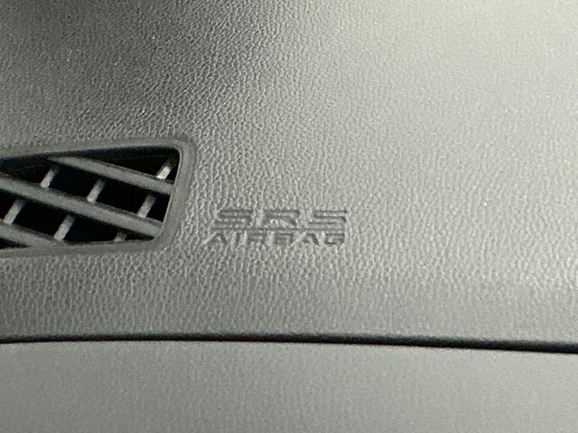 フィットハイブリッド Ｌホンダセンシング　ドラレコ　ナビ　Ｒカメラ　ブルートゥース　軽減ブレーキ　ＬＥＤ　サイドＳＲＳ　横滑り防止　ドライブレコーダー　フルセグテレビ　記録簿　パワーステアリング　盗難防止装置　オートクルーズ　ＥＴＣ車載器（55枚目）