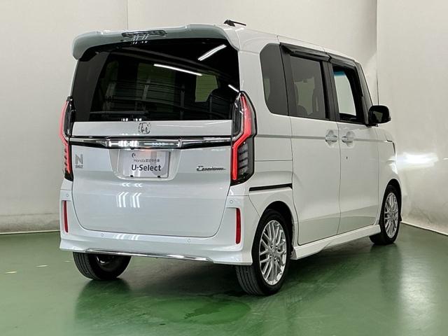 N-BOXカスタム Lターボ ナビ Rカメラ ブルートゥース フルセグ Wパワスラ スマキ プリクラッシュセーフティー 地デジ対応 後カメラ シートH ESC サイドエアバック ECON USBポート DVD再生可 Aクルーズ(8枚目)