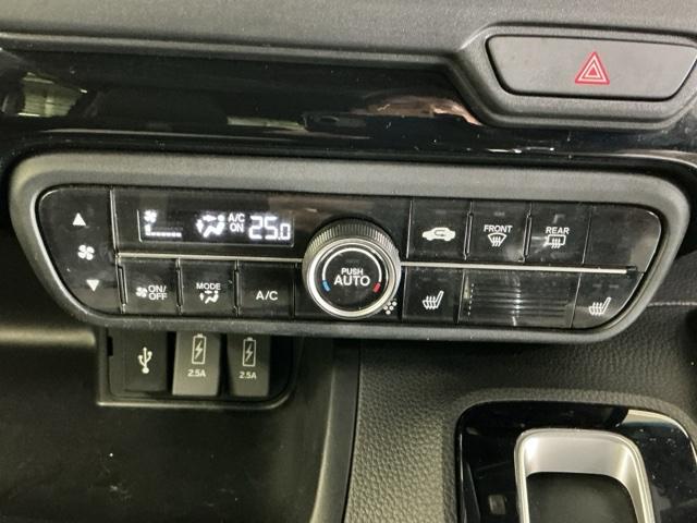 N-BOXカスタム Lターボ ナビ Rカメラ ブルートゥース フルセグ Wパワスラ スマキ プリクラッシュセーフティー 地デジ対応 後カメラ シートH ESC サイドエアバック ECON USBポート DVD再生可 Aクルーズ(14枚目)