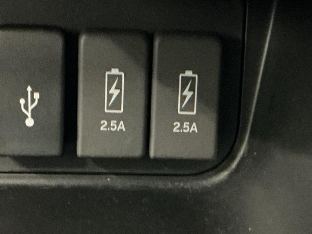 N-BOXカスタム Lターボ ナビ Rカメラ ブルートゥース フルセグ Wパワスラ スマキ プリクラッシュセーフティー 地デジ対応 後カメラ シートH ESC サイドエアバック ECON USBポート DVD再生可 Aクルーズ(19枚目)