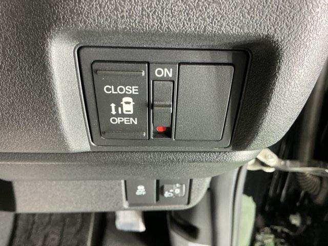 Ｎ－ＢＯＸカスタム ベースグレード　ドラレコ　ナビ　Ｒカメラ　ブルートゥース（28枚目）