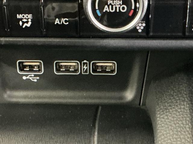 N-WGN Lホンダセンシング ドラレコ ナビ Rカメラ ブルートゥース USB入力 スマキ- ECON パワーウインドウ DVD視聴可能 リヤカメラ 地デジフルセグ サイドエアバッグ 運転席シートヒーター Wエアバッグ 横滑防止(21枚目)