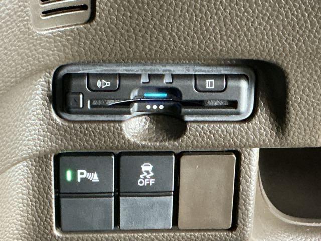 Ｎ－ＢＯＸ Ｌ　ドラレコ　ナビ　Ｒカメラ　ブルートゥース　バックセンサー　地デジフルセグＴＶ　Ｗエアバッグ　前席シートヒーター　ＵＳＢ接続　記録簿付　リモコンキー　Ｂカメラ　ＥＴＣ　イモビ　ＤＶＤ　ＶＳＡ　ＰＳ　ＰＷ（14枚目）