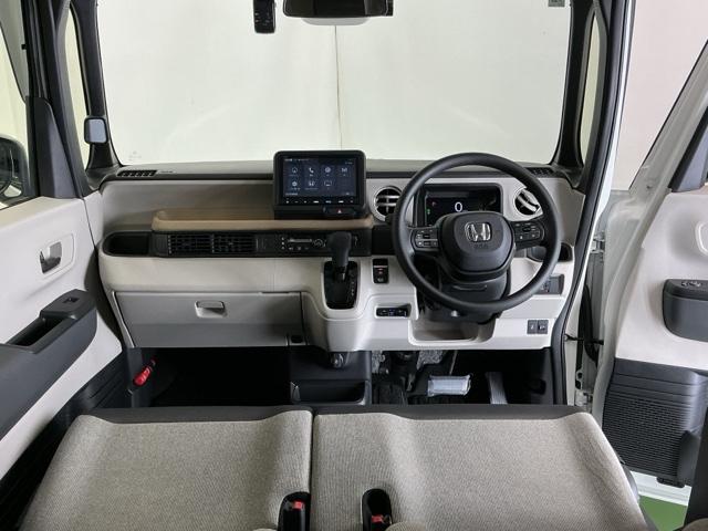 Ｎ－ＢＯＸ ベースグレード　ドラレコ　ナビ　Ｒカメラ　ブルートゥース　ＥＣＯＮ　Ｓヒーター　ＬＥＤヘットライト　ブレーキサポート　キーフリーシステム　禁煙　盗難防止装置　パワーウインドー　スマートキーシステム　サイドエアバック（2枚目）