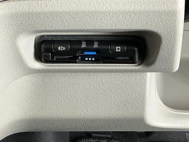 Ｎ－ＢＯＸ ベースグレード　ドラレコ　ナビ　Ｒカメラ　ブルートゥース　ＥＣＯＮ　Ｓヒーター　ＬＥＤヘットライト　ブレーキサポート　キーフリーシステム　禁煙　盗難防止装置　パワーウインドー　スマートキーシステム　サイドエアバック（15枚目）