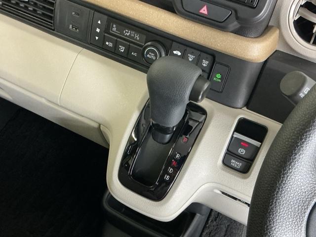 Ｎ－ＢＯＸ ベースグレード　ドラレコ　ナビ　Ｒカメラ　ブルートゥース　ＥＣＯＮ　Ｓヒーター　ＬＥＤヘットライト　ブレーキサポート　キーフリーシステム　禁煙　盗難防止装置　パワーウインドー　スマートキーシステム　サイドエアバック（19枚目）